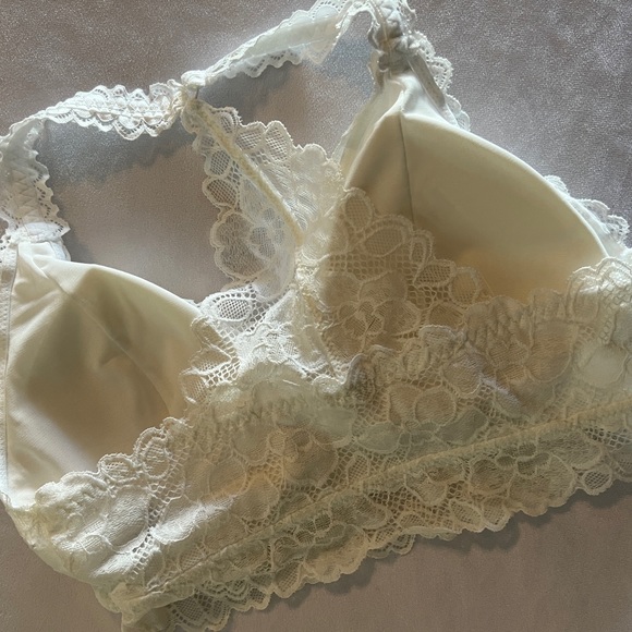 S Maurices Womens Lace Racerback Bralette Bra White Ivory Small Stretch Padded - Picture 2 of 4